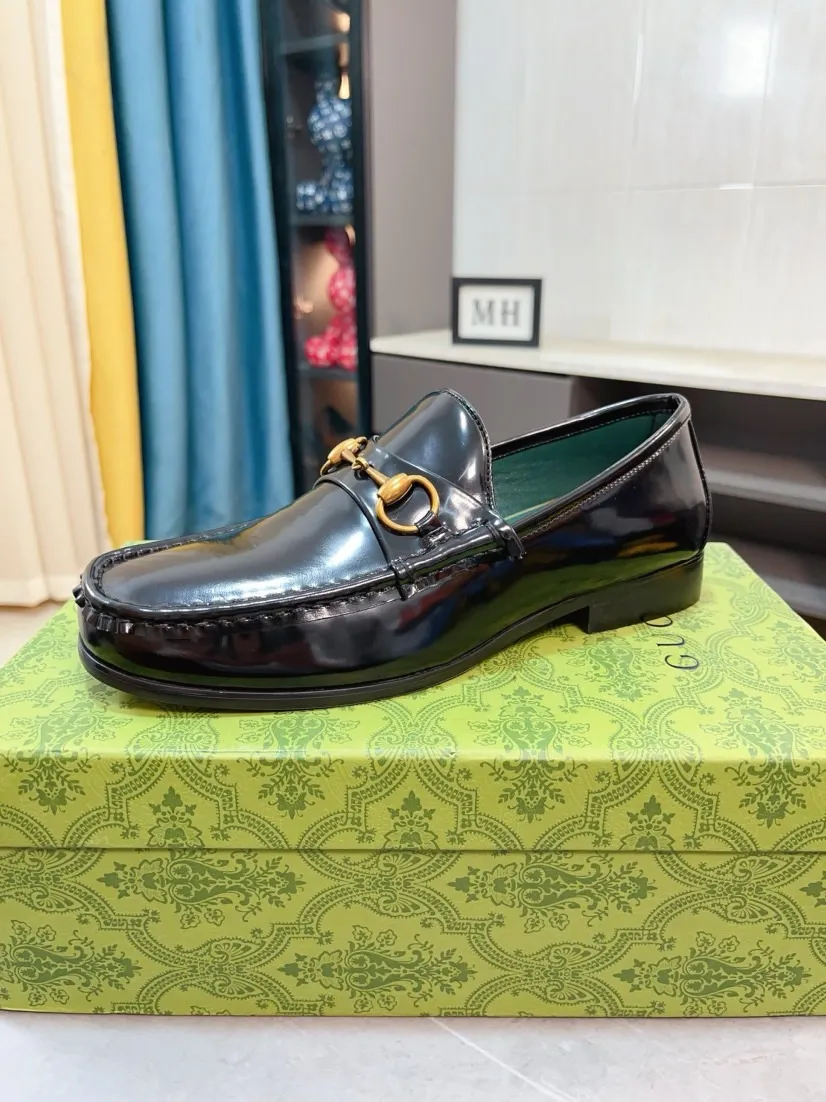 Men's Men's Shoes💰560🌹🌹[GUCCI] Gucci leather shoes are the most popular classic. Synchronized with the official website, the upper is made of Italian first-layer cowhide ➕cowhide lining, with unique brand and unique craftsmanship. Highlighting the hot style of the new year. Stop hesitating, stop wandering, get it now. Number: 38--44